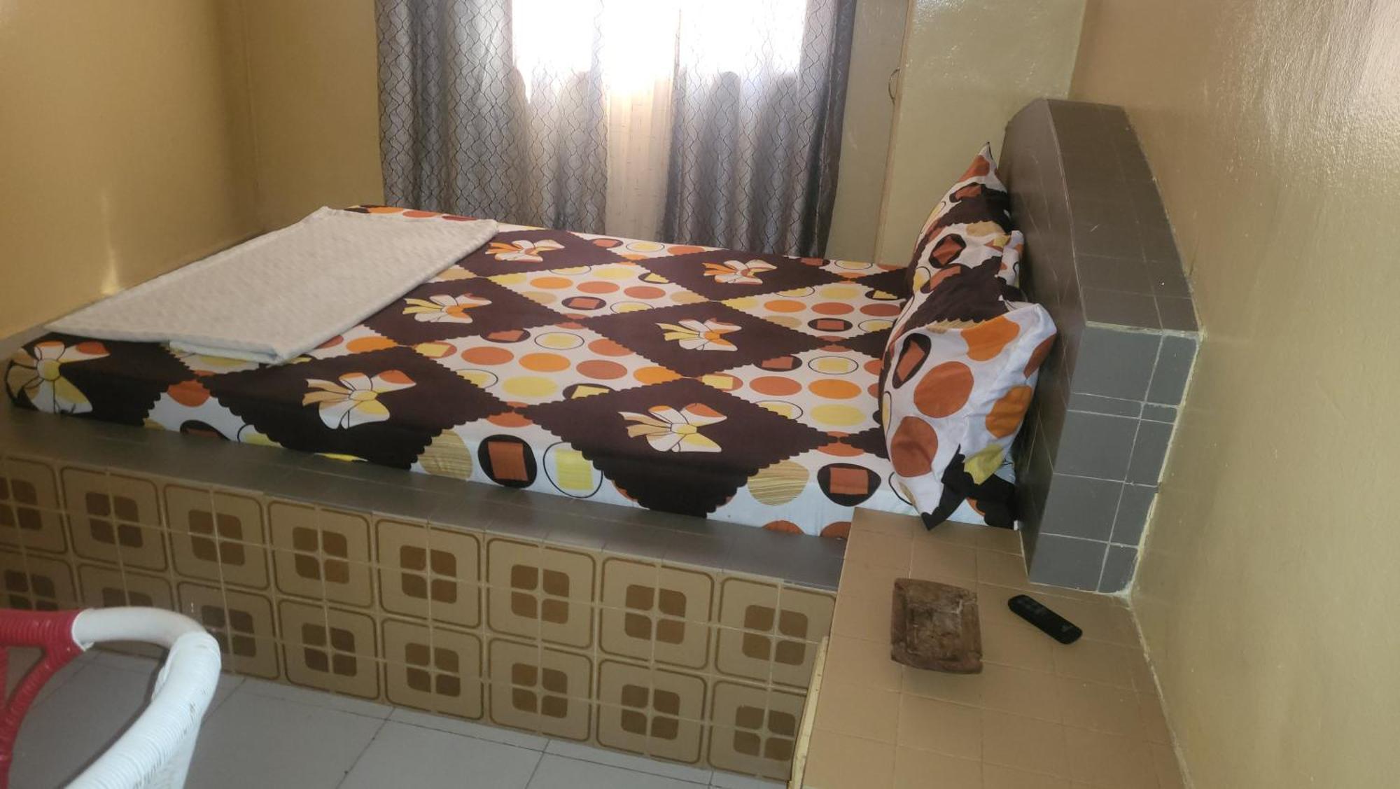 Chez Mimi Hotel Тубаб Диалау Екстериор снимка